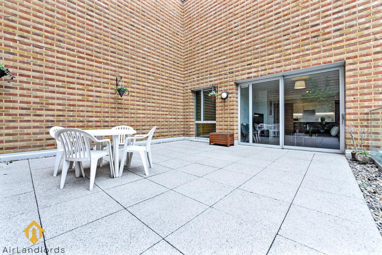 Exclusive 3 Bed 3Bath Penthouse Near Canary Wharf Londýn Exteriér fotografie